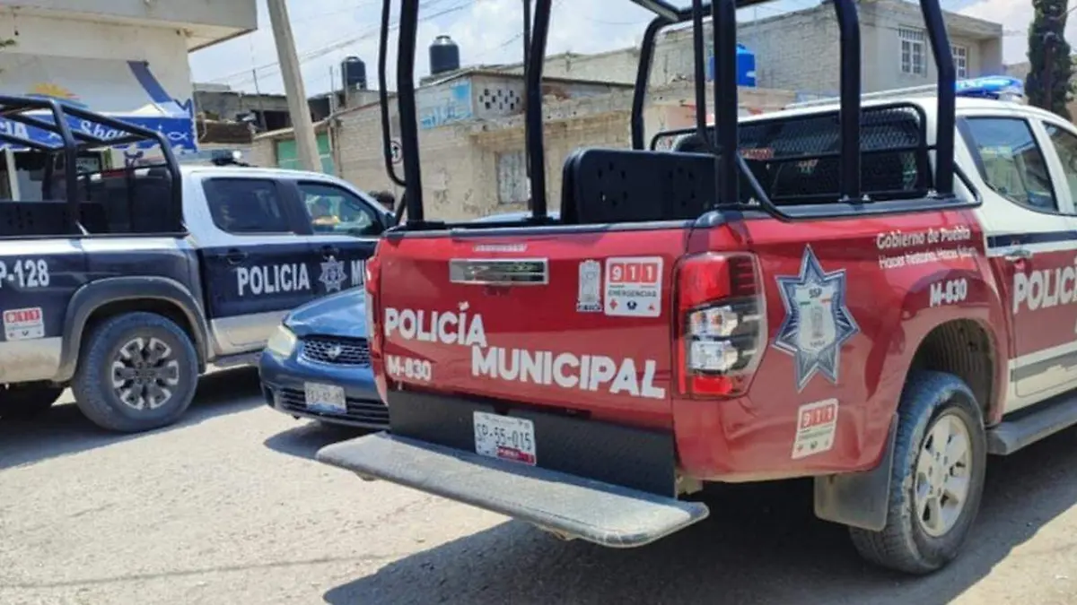 Un hombre de aproximadamente 65 años de edad fue localizado sin vida dentro de su domicilio