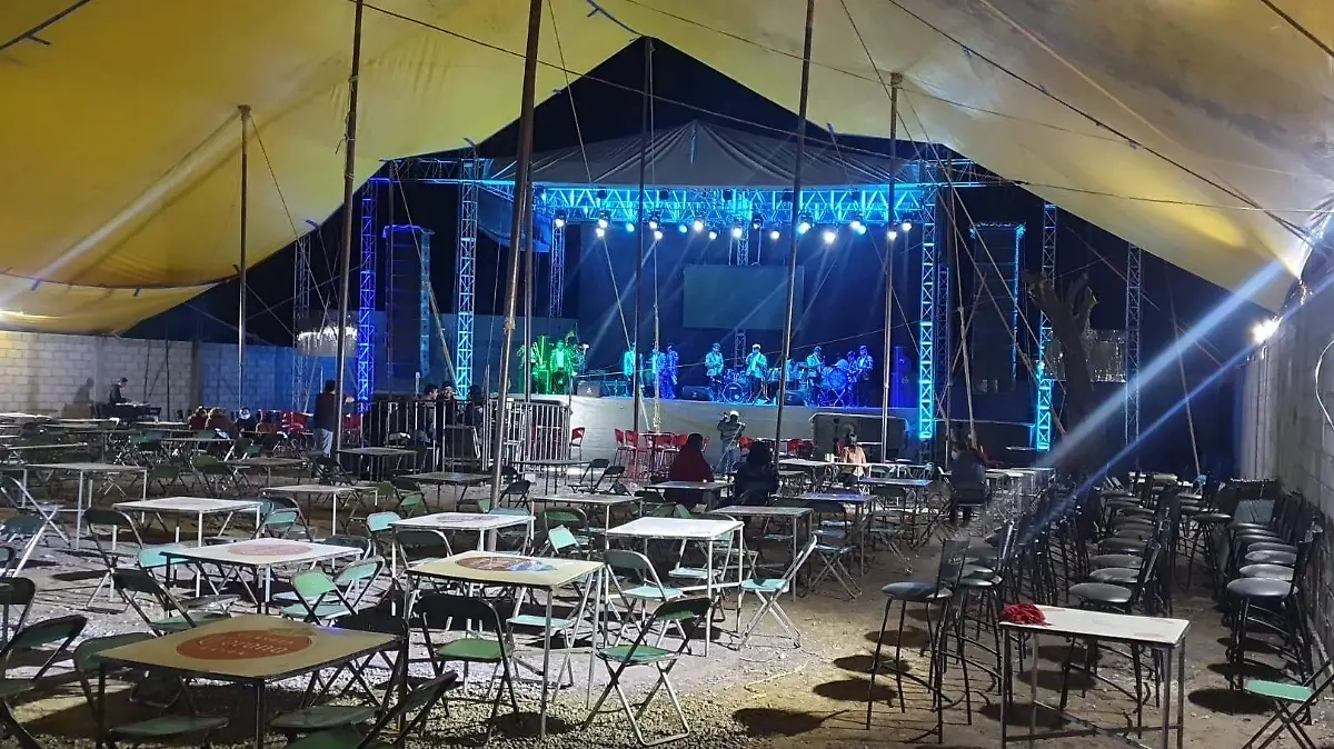 Baile cierre de feria Tlacotepec 1