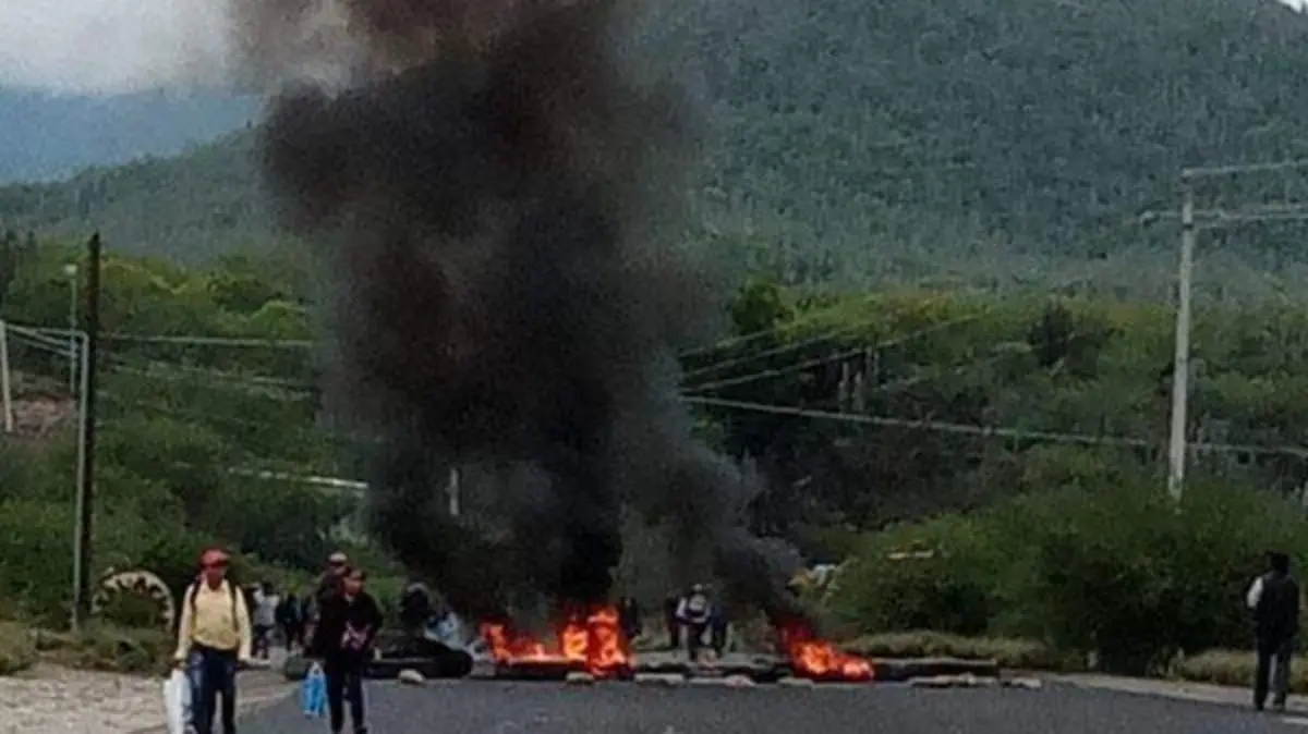 BLOQUEO COXCATLÁN 2