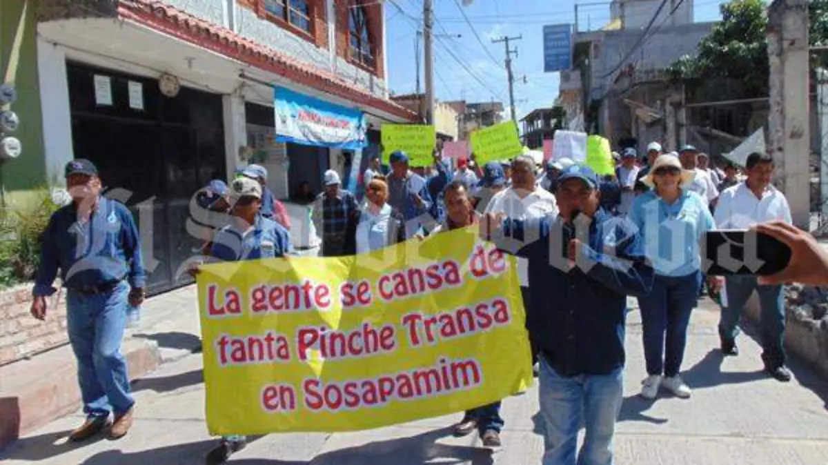 operador de agua izucar1
