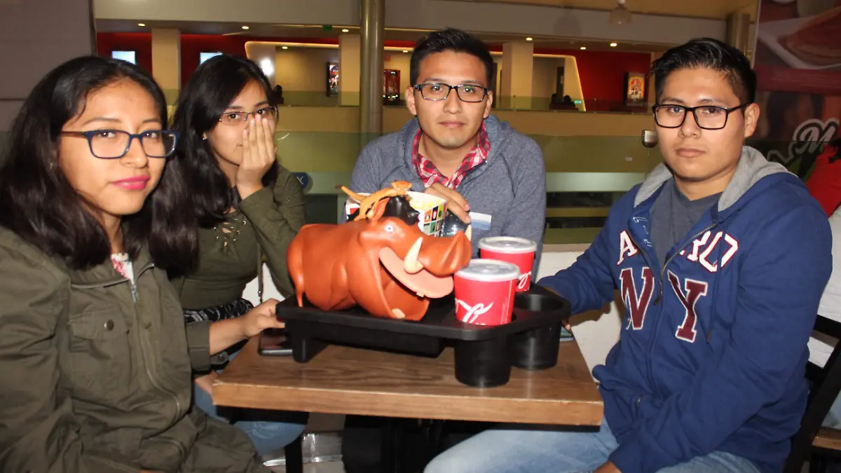 GABRIELA ANA CARLOS  Y JUAN