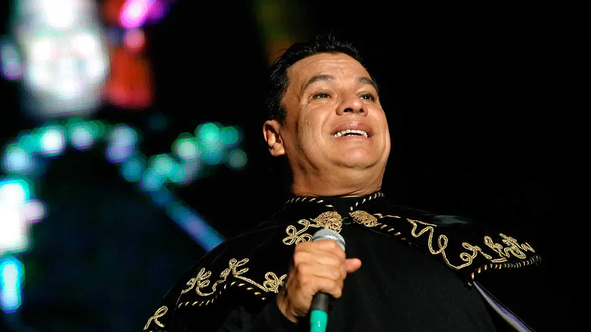 Juan gabriel portada