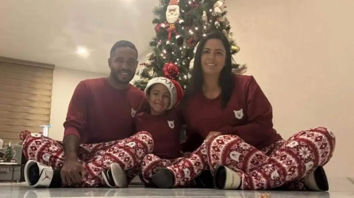 Brayan Angulo la pasa en familia 