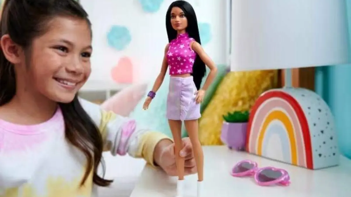 A medida que los tiempos cambiaban, también lo hacía Barbie