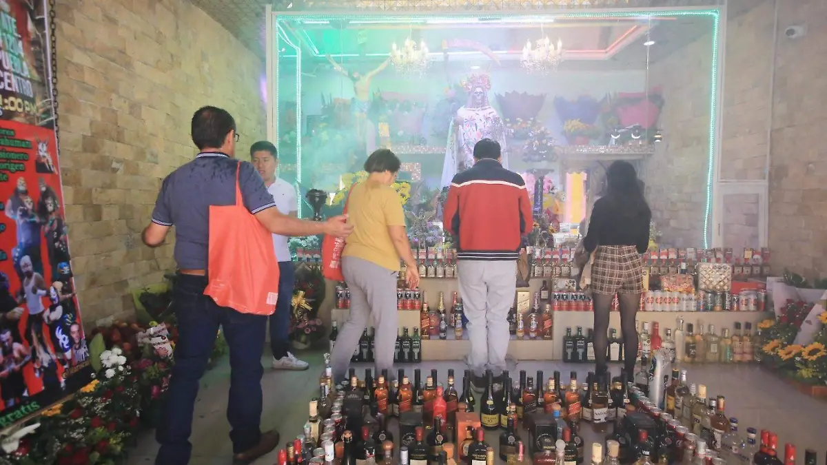 santa-muerte-puebla1