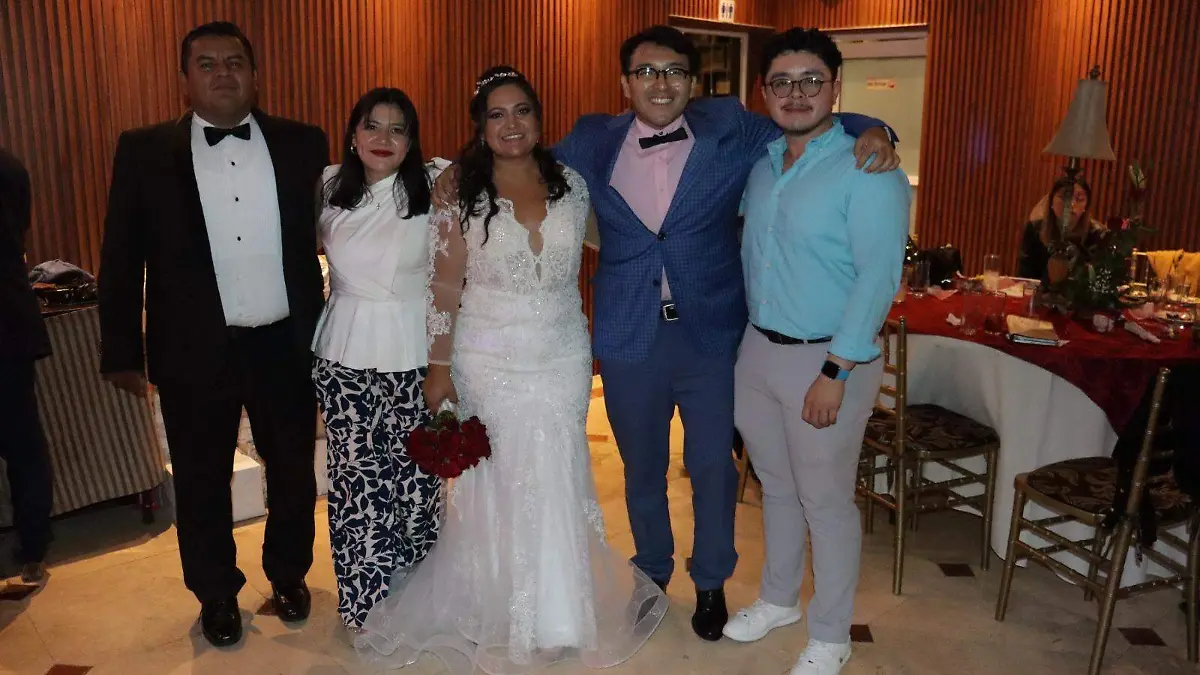 Manuel, Karina, Rocio, Alan y René