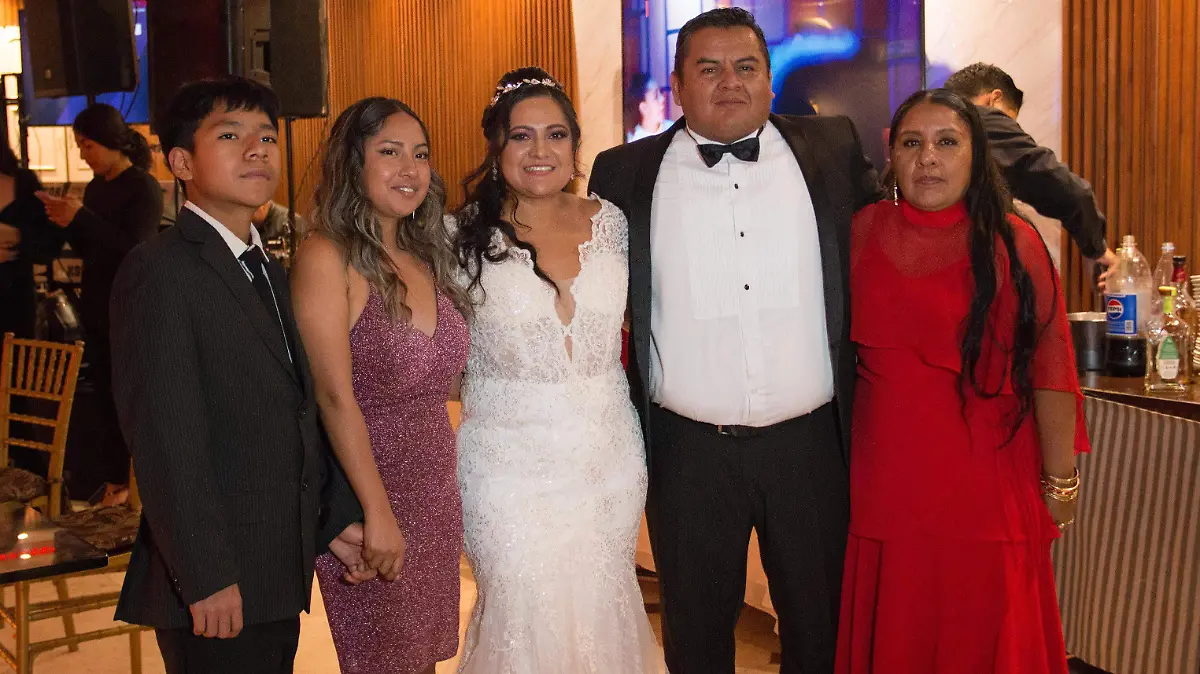 Aida, Yairet,Rocio, Manuel y Guadalupe