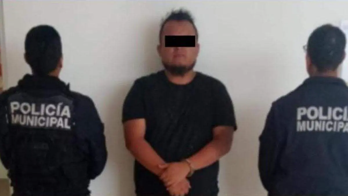 Un sujeto originario del estado de Hidalgo, acusado de apuñalar y matar al hombre que lo acompañó al Festival de Pahuatlán