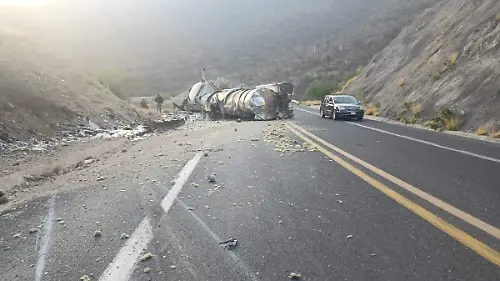 Caminos y Puentes Federales (CAPUFE) informa sobre el cierre de la caseta 77 de cobro de la autopista Cuacnopalan-Oaxaca