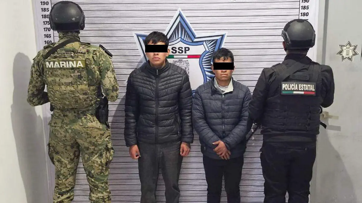 Dos hombres presuntamente vinculados a un grupo delictivo dedicado al robo y distribución de gas LP, en Puebla y Texmelucan fueron detenidos