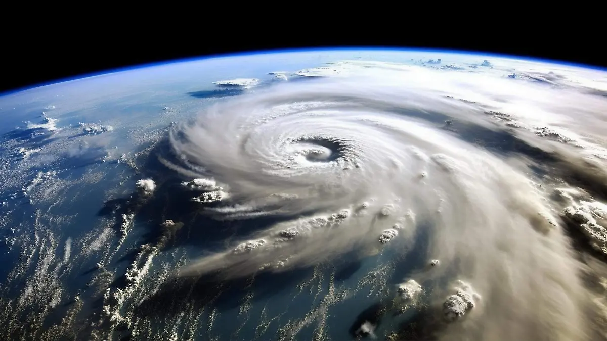 México en alerta se avecina el primer huracán de 2025 