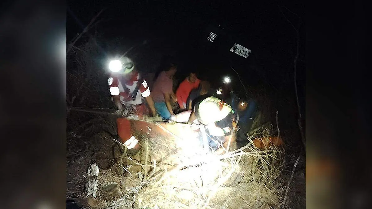 rescate de trabajadores drenaje