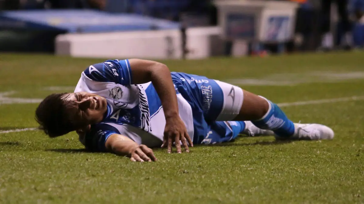 Las lesiones no respetan al Club Puebla, caen Martínez y Mancuello