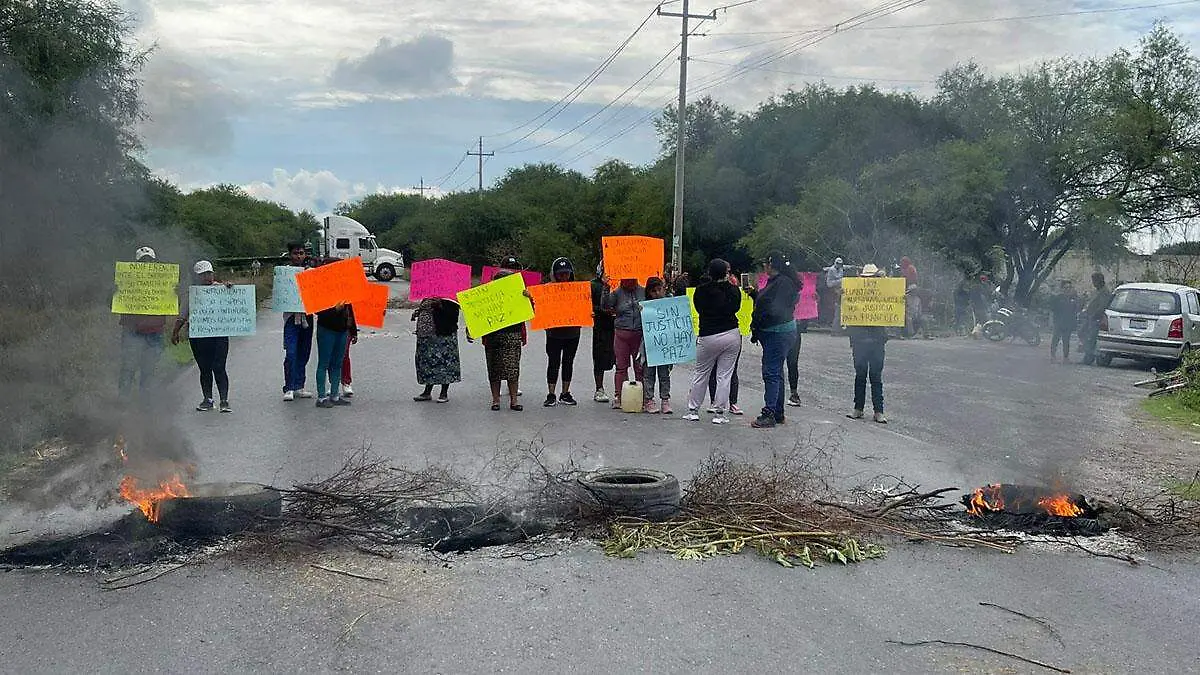 bloquean libramiento a san marcos nexoxtla 