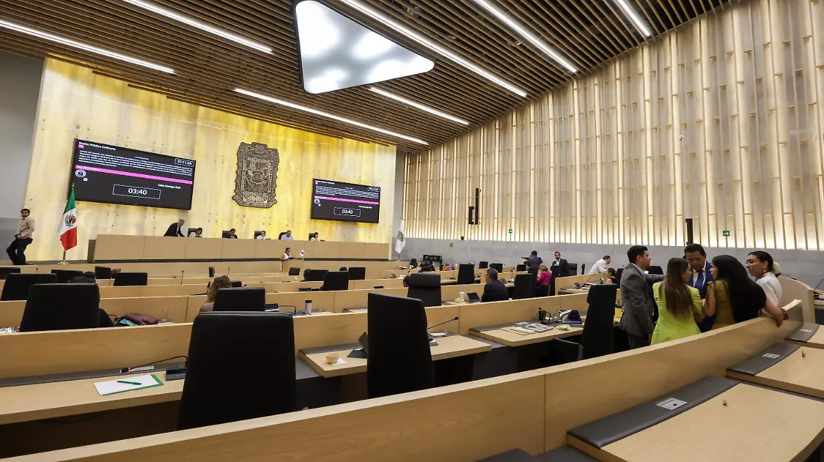 sesion del Congreso del Estado-1