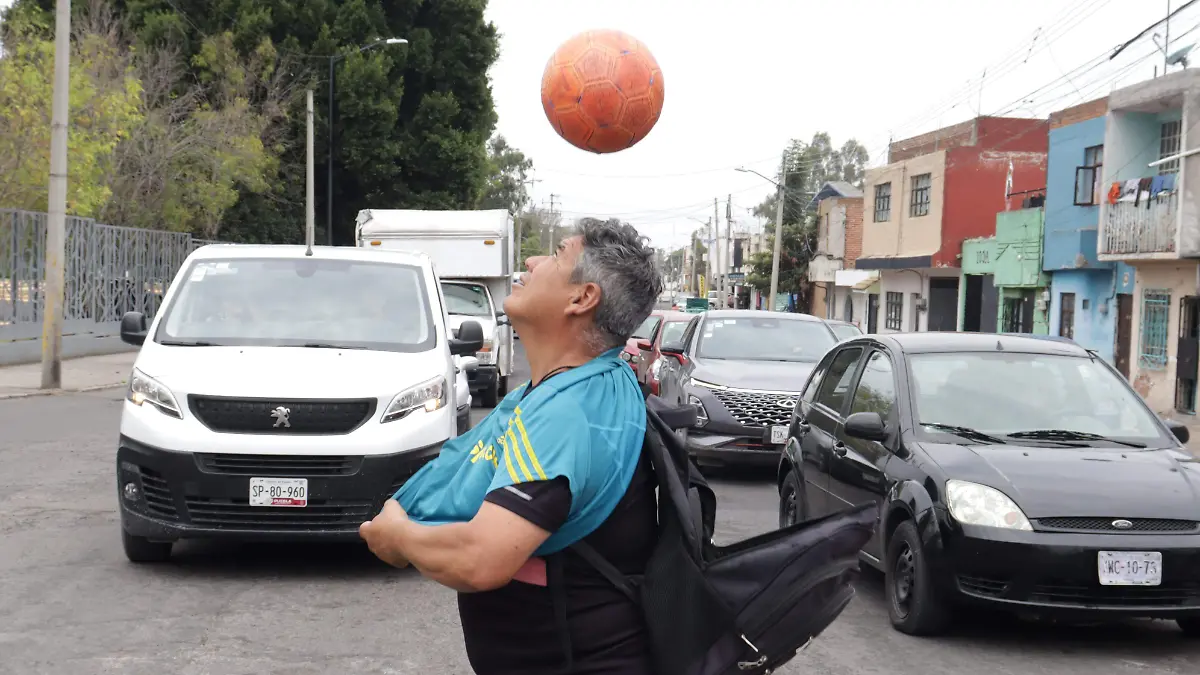 Reflejo de los poblanos: Robertiko Dominador, de las calles a los récords