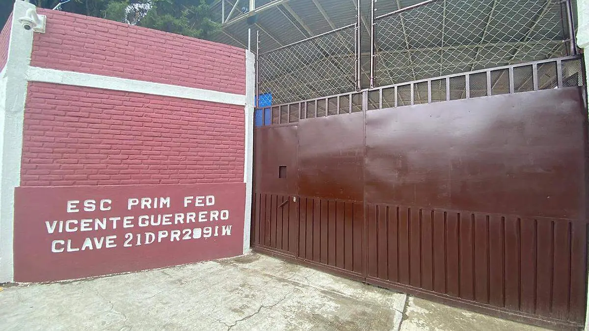 Un robo en la primaria Vicente Guerrero impidió que la graduación se desarrollara en esta instalación educativa