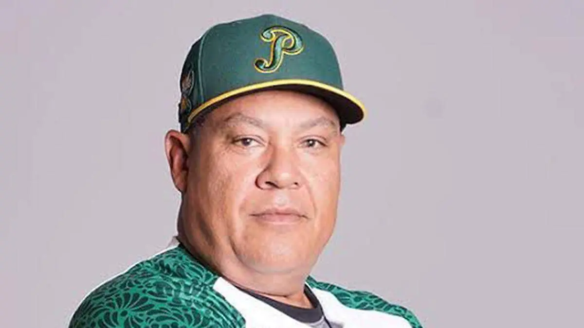 Russell Vázquez dejó de ser el manager de los Pericos de Puebla