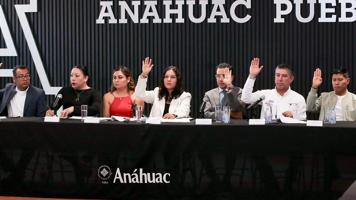 Lupita Cuautle Torres encabezó la segunda sesión del Comité de Planeación para el Desarrollo Municipal
