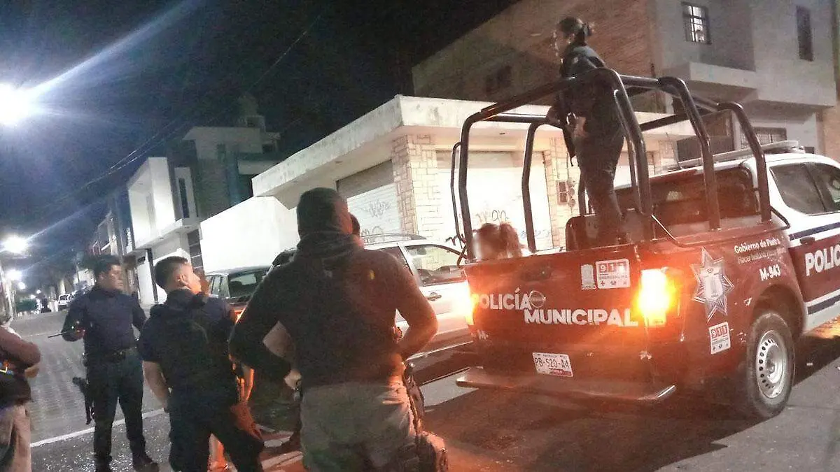 policía de Tehuacàn interviene en caso de madre que agredía a su hija