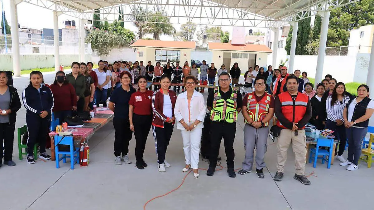 El Sistema Municipal DIF de Cuautlancingo llevó a cabo una jornada de capacitación en primeros auxilios