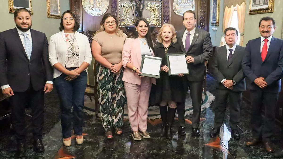 El Gobierno Municipal de San Pedro Cholula suscribió un convenio de colaboración con la Escuela Libre de Derecho de Puebla