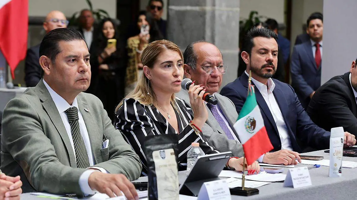 Idamis Pastor   señaló que la institución que encabeza ya investiga a grupos antagónicos