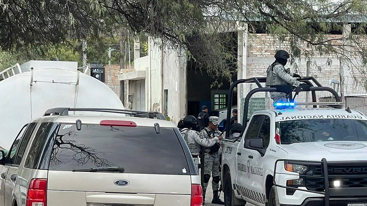 Durante varias horas se mantuvo la presencia de las dependencias federales