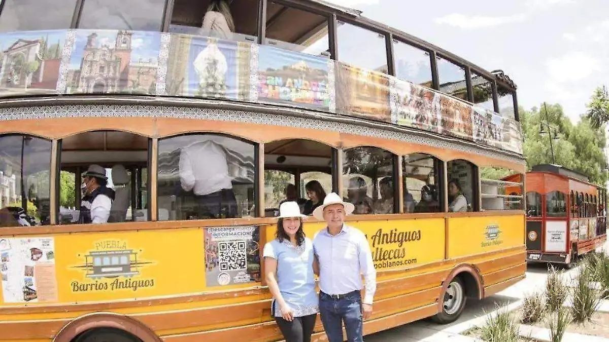Tranvía de Leyendas, una forma única de vivir el Día de Muertos en Puebla