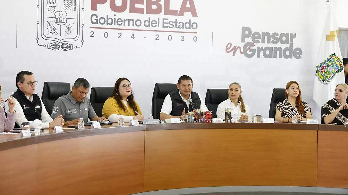 Armenta Mier aseguró que trabajará para obtener la autorización relacionada con otro parque en la zona del Citlaltépetl y el astro parque