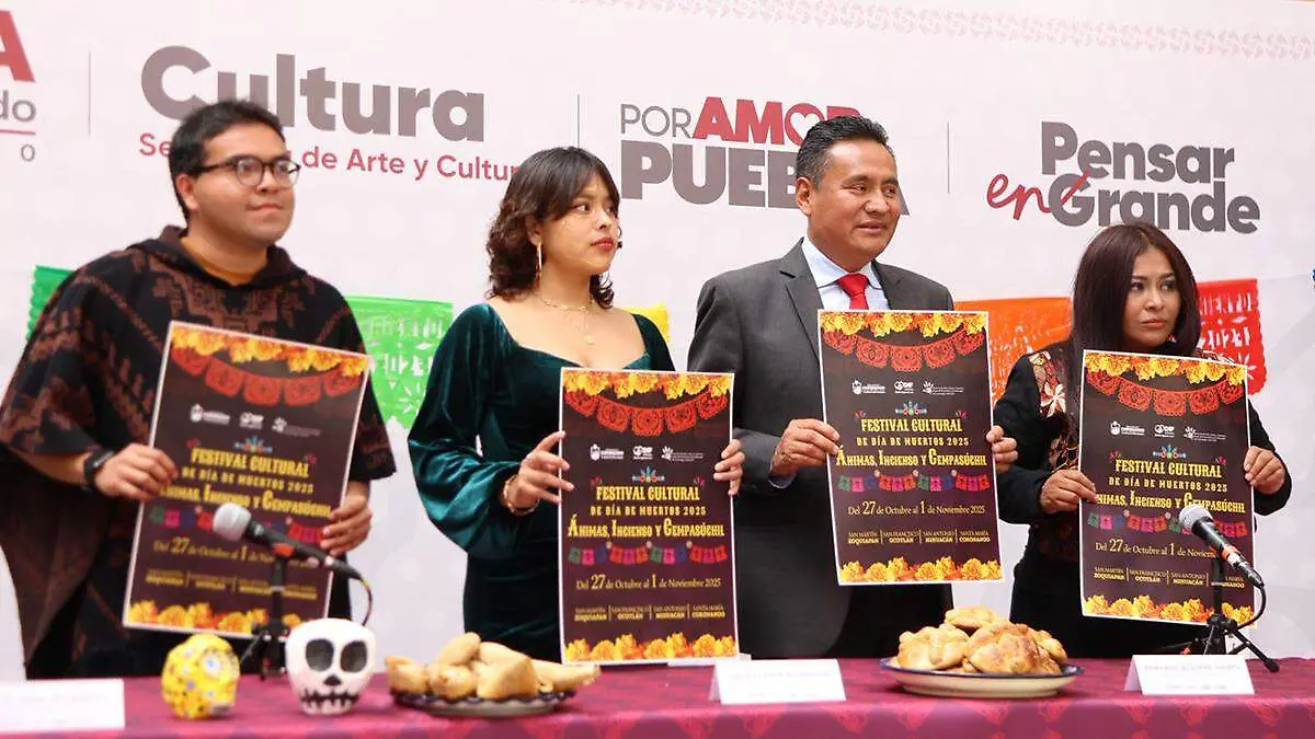 El presidente municipal, Armando Aguirre Amaro, invitó a los poblanos y visitantes a sumarse a esta celebración