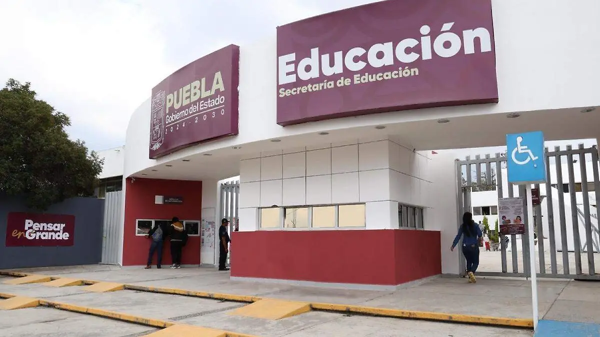 Escuelas en la Sierra Norte