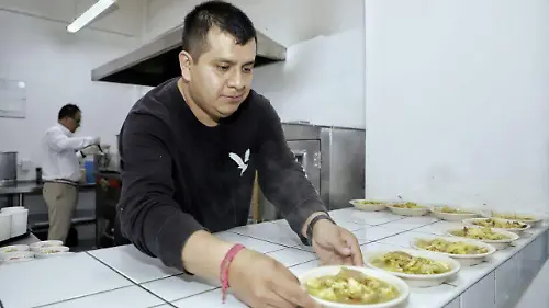 WhatsApp Image 2025-11-17 at 18.21.00 (1)