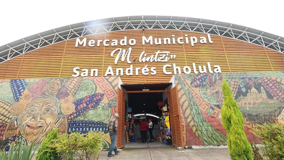 Los pocos comerciantes que permanecen se aferran -como único recurso- a su negocio y las ganas de que este prospere