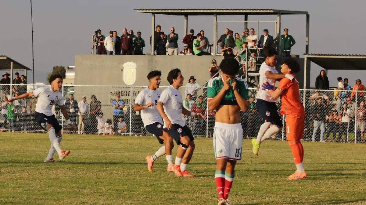 WhatsApp Image 2025-11-26 at 17.37.48