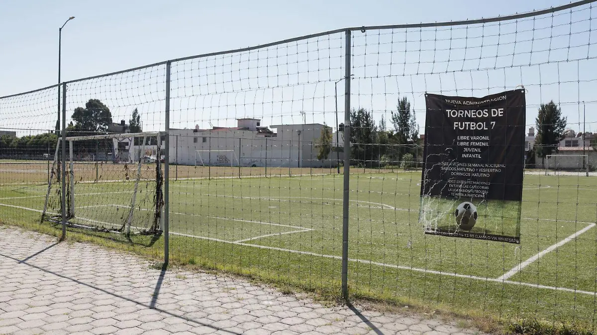 WhatsApp Image 2025-12-01 at 17.41.32 (1)