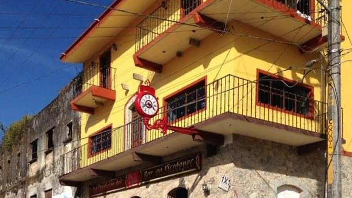 Iván Santos, director jurídico de Medio Ambiente recurre a artimañas legales para apropiarse de un inmueble