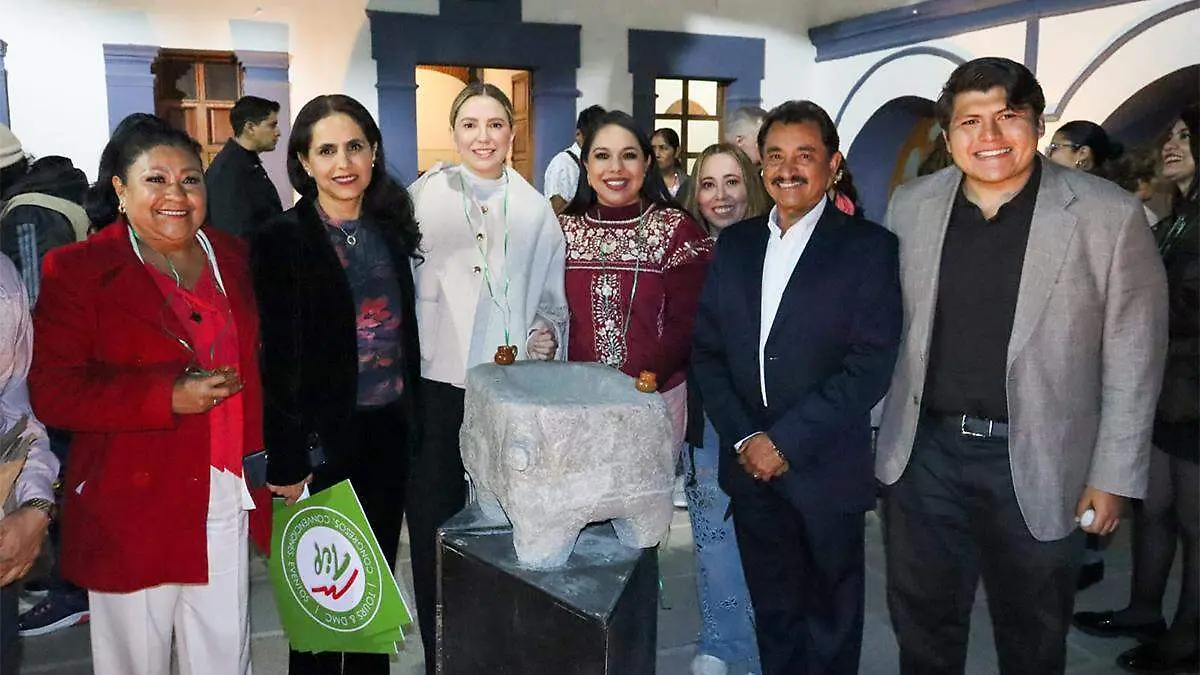 Tonantzin Fernández reiteró que su administración trabaja de manera estrecha con empresarios, artesanos y comerciantes