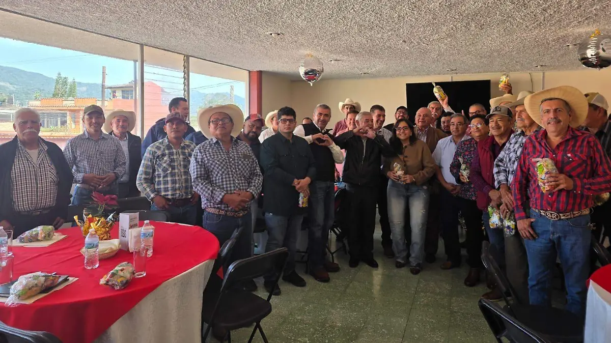 WhatsApp Image 2025-12-21 at 17.21.05