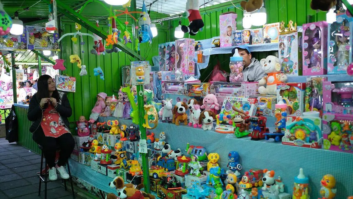 puesto ambulante de juguetes