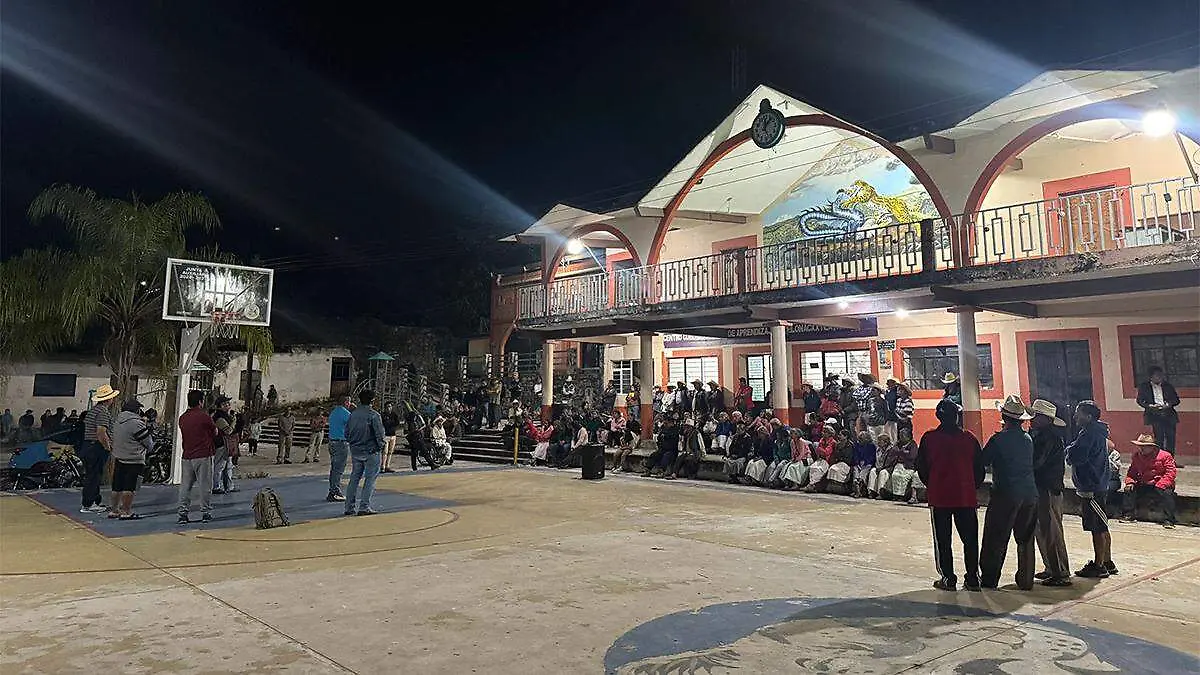 La comunidad exige que las autoridades federales, estatales y municipales reparen el daño ocasionado durante casi dos décadas