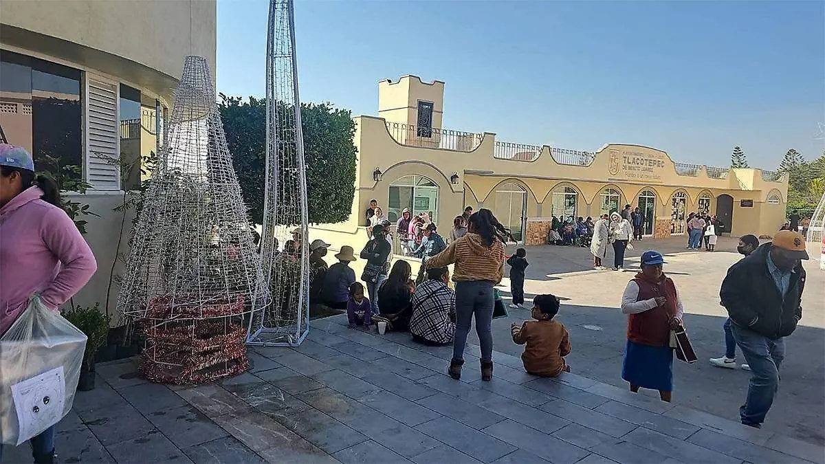 Los manifestantes afirmaron que han solicitado audiencias y respuestas en reiteradas ocasiones