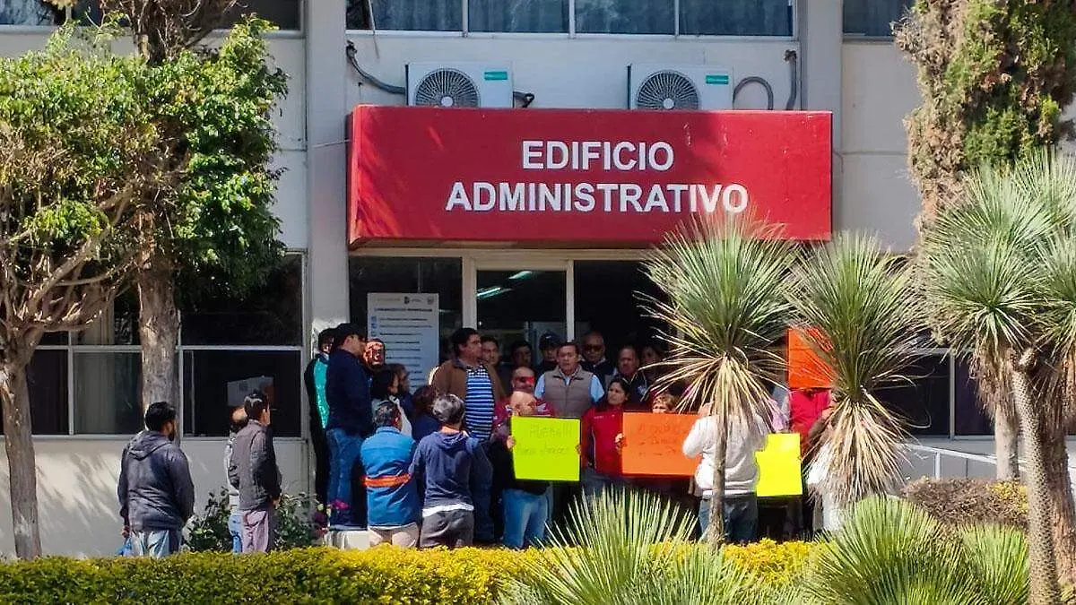 reclaman docentes comprometidos en el Tex ce Tehuacàn 