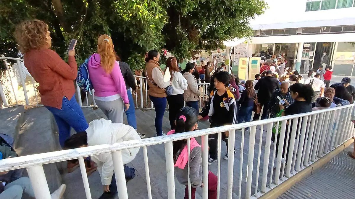 La afluencia se concentró en el centro de salud urbano Analco 1