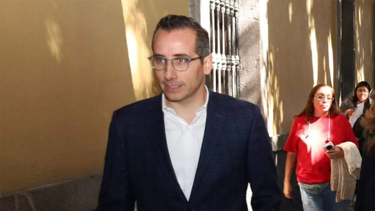 El dirigente del albiazul salió en defensa de la presidenta municipal