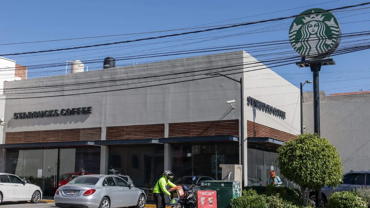 STARBUCKS 25 OTE DANIELC 061224 004.JPG