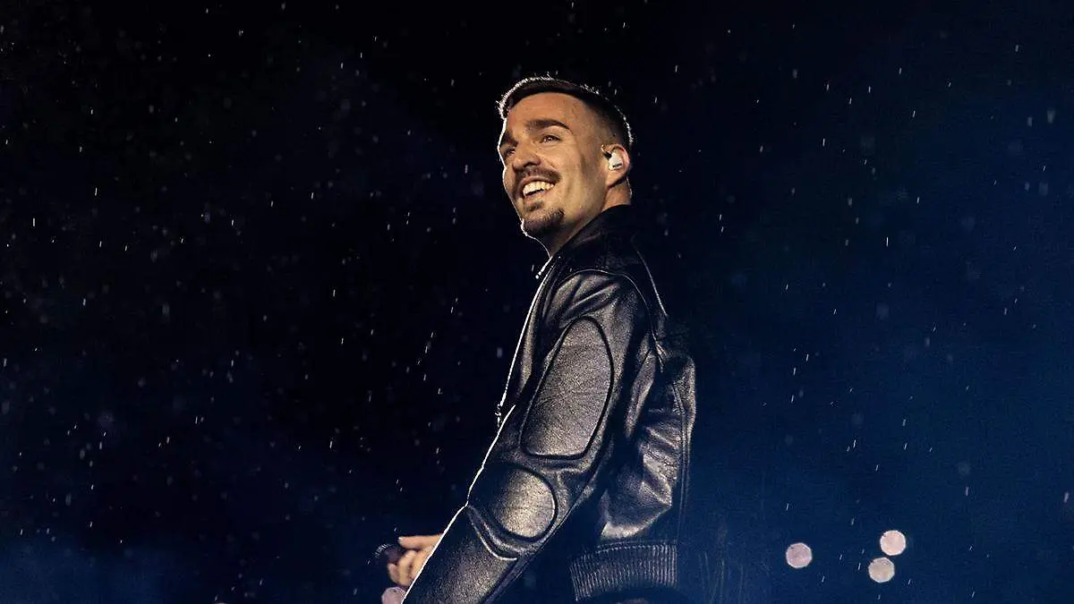 En la plataforma de música Spotify acumula mensualmente un promedio de 24.8 millones de reproducciones