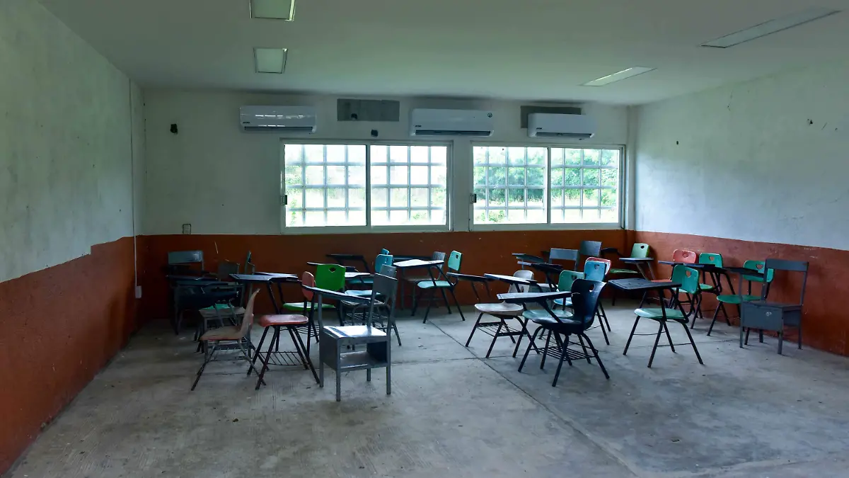1045793_Acapulco Suspensión de Clases_impreso
