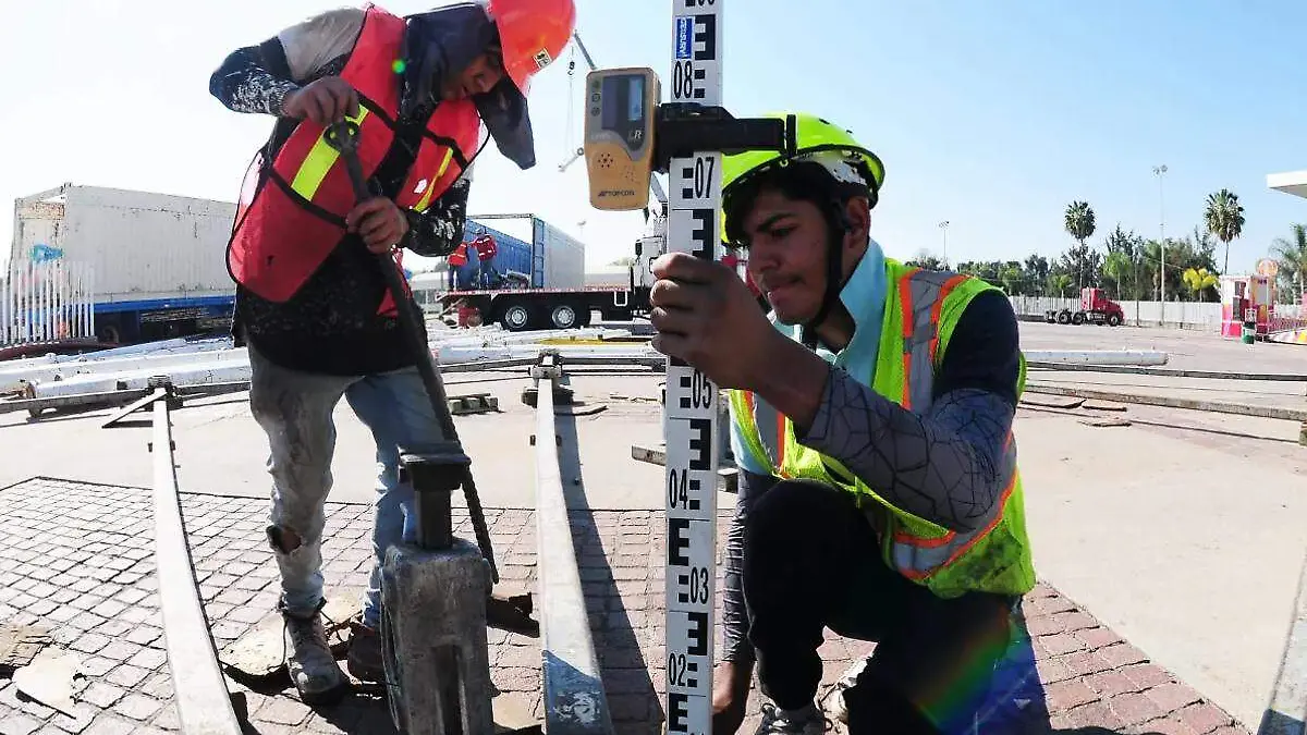 trabajadores de una construccion