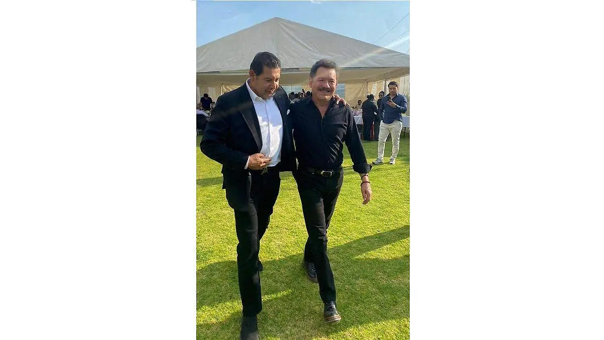 Cumpleaños de Bartlett junta a Armenta y Mier